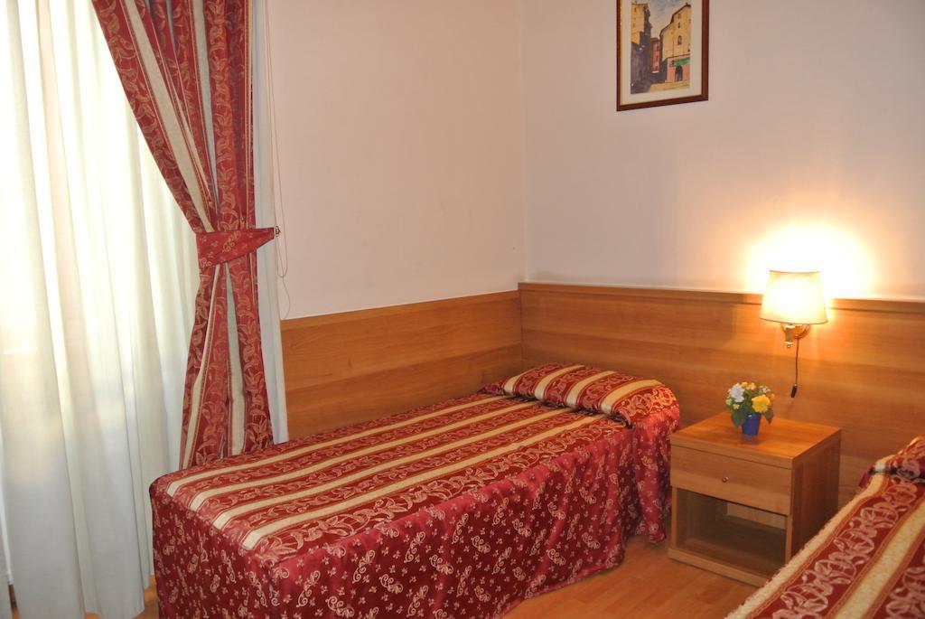 Hotel Giada Rome Ruang foto